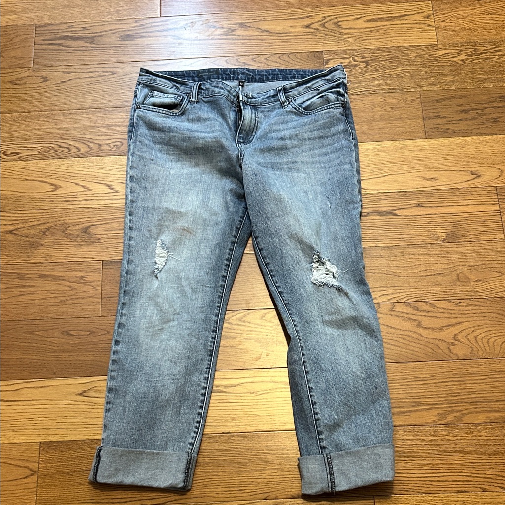 Kut Catherines Light Blue Distressed Boyfriend Jeans Size 12